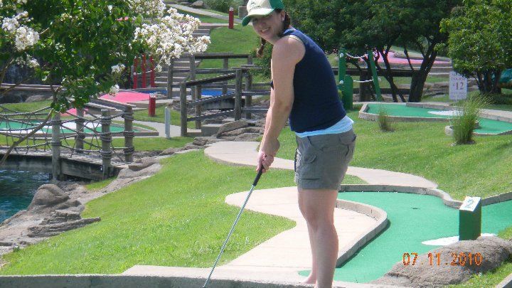 Blue B. reccomend stoya goes kiss mini putt